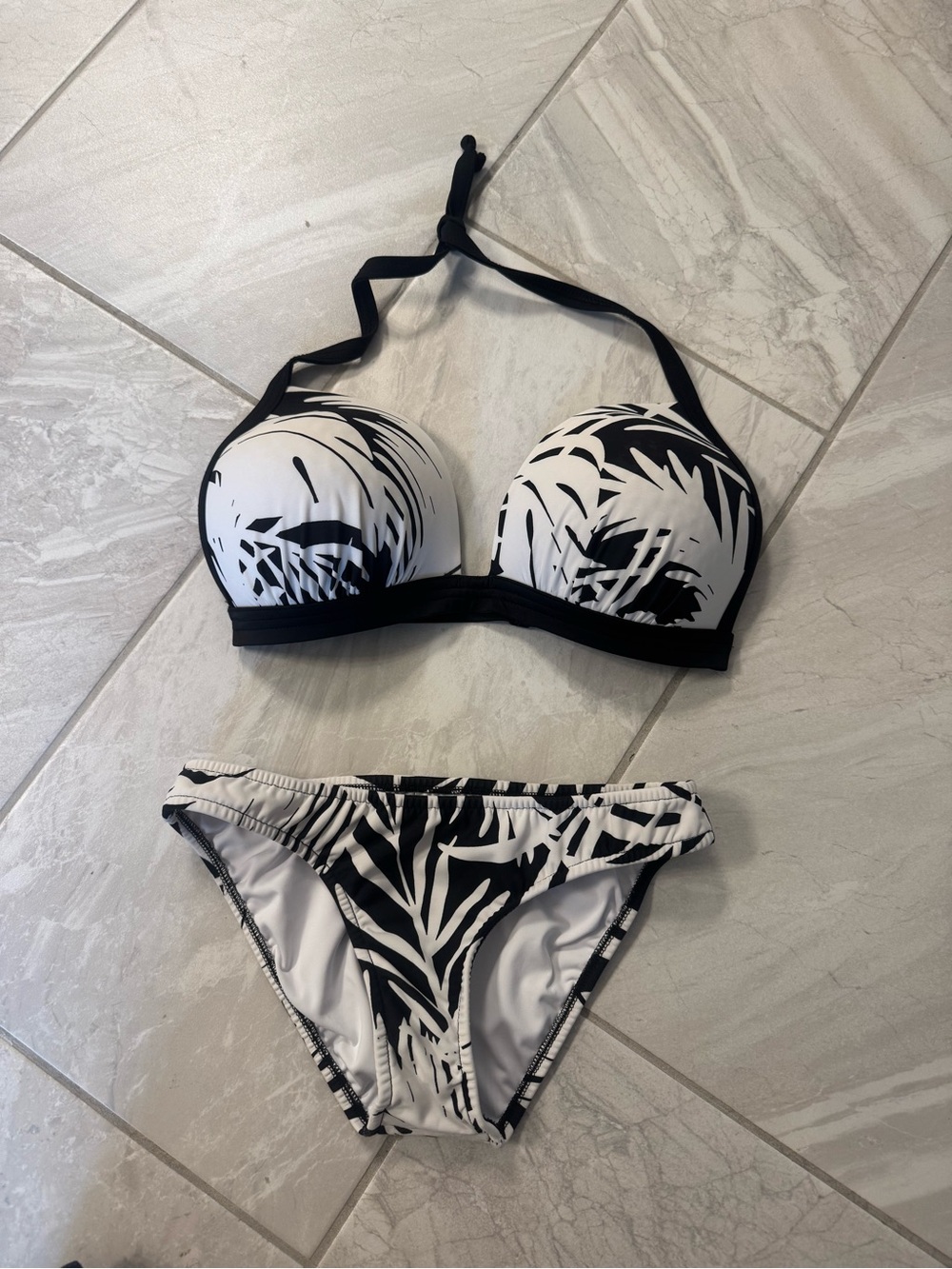 Venus Black & White Halter Bikini Set - Women Swim